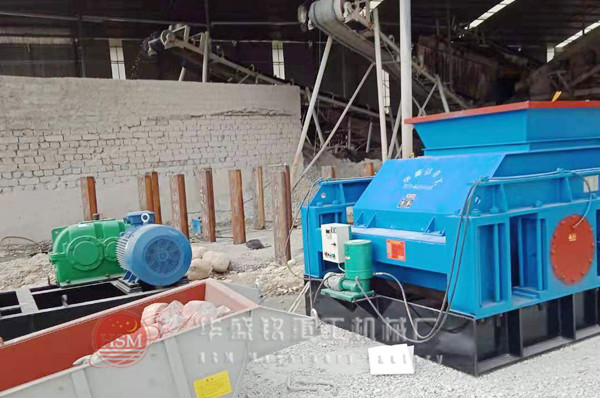 ���C1212����Һ����݁����C(j��)���Ͷ�a(ch��n)